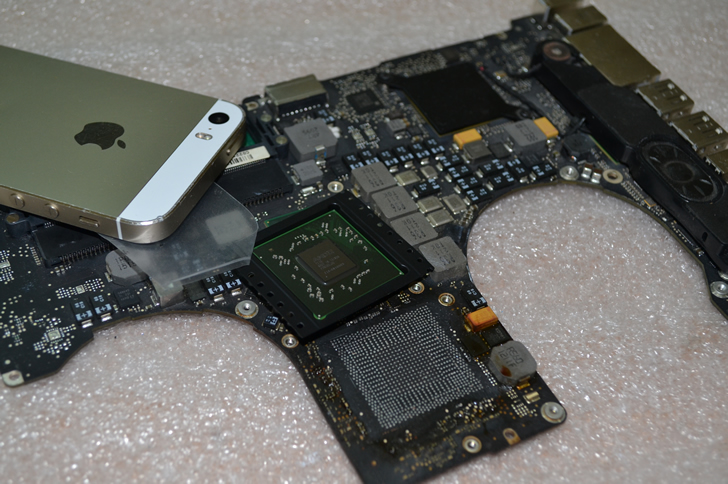Установка новой видеокарты MacBook A1286 216-0810005